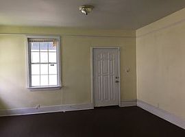 469 Cramer Ave, Montgomery, Al 36104 in Montgomery, AL (Photo 2 of 6)