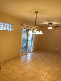 Freshly Remodeled Gorgeous 4 Br, 2 Bath with 2 Car Garage in Phoenix, AZ (Photo 3 of 11)