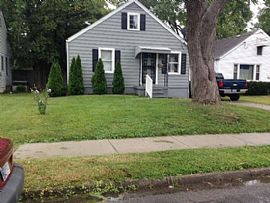  1002 Carlisle Ave, Louisville, Ky 40215 2 Beds 1 Bath 1,000 Sq in Louisville, KY (Photo 2 of 4)