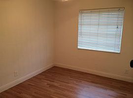 1451 Sw 46th Ave, Fort Lauderdale, Fl 33317 in Fort Lauderdale, FL (Photo 9 of 10)