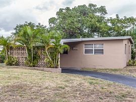 3235 Nw 3rd St, Fort Lauderdale, Fl 33311 in Fort Lauderdale, FL