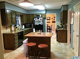 2201 Williamsburg Dr, Pelham, Al 35124 in Pelham, AL (Photo 5 of 10)