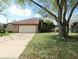 327 Richvale Ln, Webster, Tx 77598 3 Beds 2 Baths 1,378 Sqft in Webster, TX