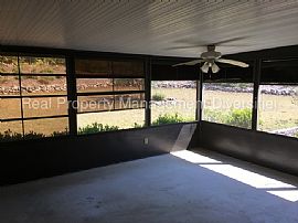 Single Family Home For Rent  in Dunnellon, FL (Photo 5 of 6)