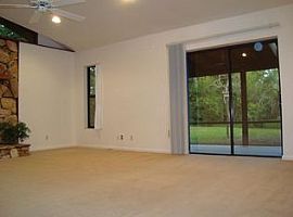 885 Se Festivo Ct, Port St Lucie, Fl 34983 in Port Saint Lucie, FL (Photo 4 of 6)