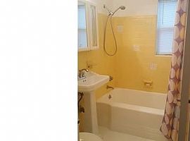 1613 Sw 13th St in Fort Lauderdale, FL (Photo 5 of 6)