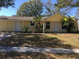 5906 Yorkshire Rd in Tampa, FL