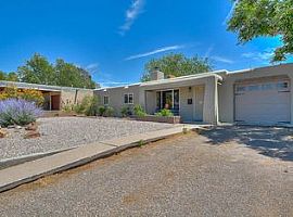8112 Princess Jeanne Ave Ne, Albuquerque, in Albuquerque, NM