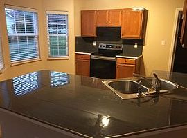  1528 Clear Brook Dr, Knoxville, Tn 37922 3 Beds 2 Baths 1,500  in Knoxville, TN (Photo 2 of 4)