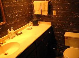 9156 N Sycamore Ct, Bayside, Wi 53217 in Bayside, WI (Photo 4 of 4)