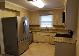 109 Montclair Rd, Mauldin, Sc 29662 3 Beds 2 Baths in Mauldin, SC (Photo 3 of 5)