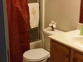  10702 Black Walnut Blvd, Louisville, Ky 40229 3 Beds 2 Baths 1 in Louisville, KY (Photo 2 of 4)