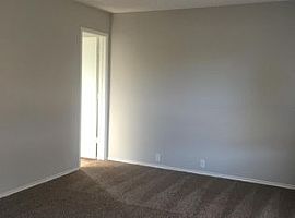 1405 Gilday Dr, Arlington Rent 650 Deposit 650 Total 1300 in Arlington, TX (Photo 6 of 6)