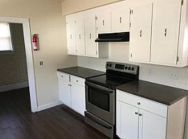  1620 Larry St, Charleston, Sc 29406 3 Beds 1 Bath 1,213 Sqft in Charleston, SC (Photo 4 of 5)