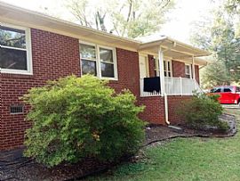  208 Fleetwood Dr, Greenville, Sc 29605 4 Beds 2 Baths 1,400 Sq in Greenville, SC