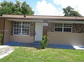 6321 Sw 20th Ct, Miramar, Fl 33023 in Miramar, FL (Photo 8 of 10)