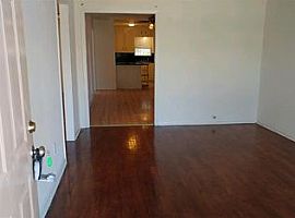 229 S Fulton St Texas City, Tx 77591 (747) 444-3766 in Texas City, TX (Photo 4 of 6)