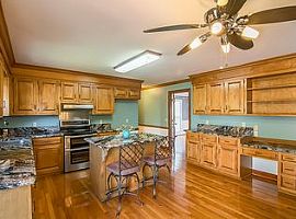 1 Clevington Ct, Simpsonville Rent 750 Deposit 750 Total 1500 in Simpsonville, SC (Photo 7 of 12)