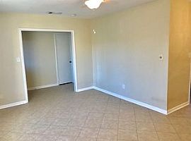 3302 Avery Ave Sw, Huntsville, Al 35805 in Huntsville, AL (Photo 5 of 6)