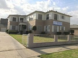 2 Bedroom Home Near Los Angeles  in Los Angeles, CA