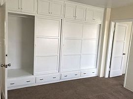 2 Bedroom Home Near Los Angeles  in Los Angeles, CA (Photo 9 of 11)