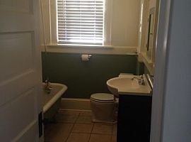 10 Oak Park Rd Asheville, Nc 28801 (747) 444-3766 in Asheville, NC (Photo 4 of 12)