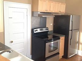 10 Oak Park Rd Asheville, Nc 28801 (747) 444-3766 in Asheville, NC (Photo 6 of 12)