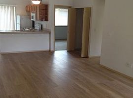 715 3rd Ave Sw, Castle Rock, Wa 98611 3 Beds 2 Baths 1,250 Sqft in Castle Rock, WA (Photo 3 of 8)