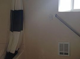 10433 2nd Ave Sw, Seattle, Wa 98146 2 Beds 2 Baths 1,060 Sqft in Seattle, WA (Photo 7 of 8)