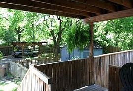 3619 Nebraska Ave, Nashville, Tn 37209 2 Beds 1 Bath 850 Sqft in Nashville, TN (Photo 2 of 7)