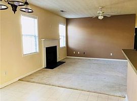 719 Clairidge Elm Trail Sw Lawrenceville (747) 444-3766 in Lawrenceville, GA (Photo 5 of 12)