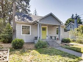 3530 Se 70th Ave, Portland, Or 97206 3 Beds 1 Bath 2,240 Sqft in Portland, OR (Photo 2 of 8)