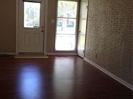 2435 Ardmore Ave, Royal Oak, Mi 48073 2 Beds 1 Bath 837 Sqft in Royal Oak, MI (Photo 1 of 6)