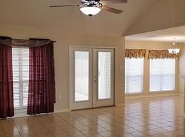 620 Huseman Ln, Covington, La 70435 3 Beds 2 Baths 1,596 Sqft in Covington, LA (Photo 6 of 8)