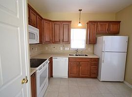 9021 Cinnabay Dr, Charlotte Rent 650 Deposit 650 Total 1300 in Charlotte, NC (Photo 6 of 8)