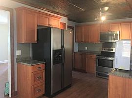 216 Carolina Pines Blvd,  Rent 500 Deposit 500 Total 1000 in New Bern, NC (Photo 7 of 8)