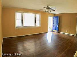  1425 Valencia Ct, Fayetteville, Nc 28303 3 Beds 2 Baths -- Sqf in Fayetteville, NC (Photo 3 of 7)