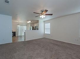 4330 Spring Garden Dr, College Station, Tx 77845 3 Beds 2 Baths in College Station, TX (Photo 4 of 7)