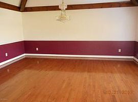  6703 Deep Creek Dr, Prospect, Ky 40059 3 Beds 3.5 Baths 3,862  in Prospect, KY (Photo 2 of 4)