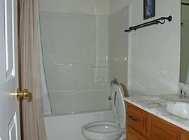 17 Scottish Cir Asheville, Nc 28803 (747) 444-3766 in Asheville, NC (Photo 5 of 8)