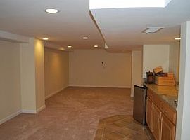 96 Heather Ln, Windsor Locks, Ct 06096 in Windsor Locks, CT (Photo 4 of 5)