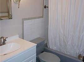 100 Campfield Rd, Manchester, Ct 06040 in Manchester, CT (Photo 7 of 10)