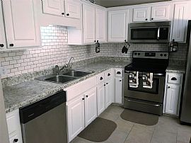 1459 Enterprise Dr, Hinesville in Hinesville, GA (Photo 5 of 12)