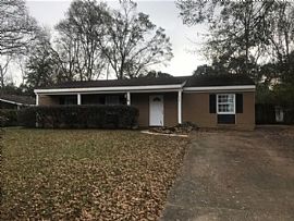 4107 Rebecca Rd, Mobile, Al 36609 in Mobile, AL