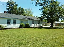 80 Waverly Rd, Auburn, Al 36832 in Auburn, AL