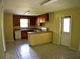 2436 E 4th St, Montgomery, Al 36106 in Montgomery, AL (Photo 3 of 7)