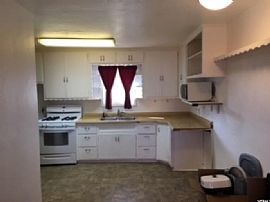 3 Beds 2 Baths 1,145 Sqft in Altamont, UT (Photo 2 of 12)
