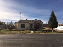 3 Beds 2 Baths 1,145 Sqft in Altamont, UT (Photo 9 of 12)