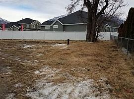 1156 N Geneva Rd, Provo, Ut 84601 2 Beds 1 Bath 1,100 Sqft in Provo, UT (Photo 3 of 7)