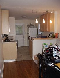 2008 Stanford Dr Sw, Huntsville, Al 35801 in Huntsville, AL (Photo 2 of 4)